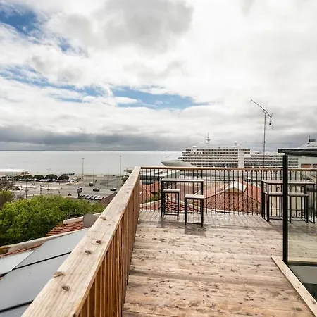Apartment 1e Brand New Right In The Heart Of Alfama *